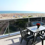Panorama بيبيوني