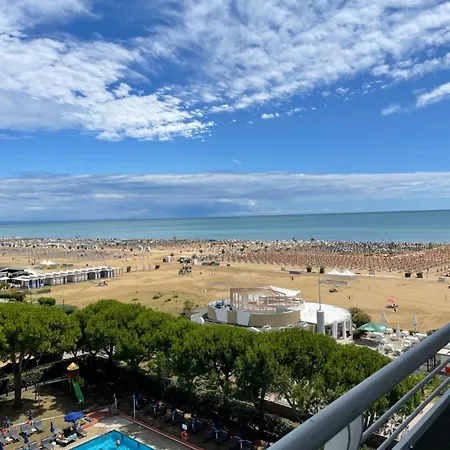 Panorama Aparthotel 3*