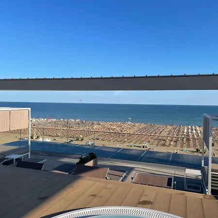 Panorama بيبيوني