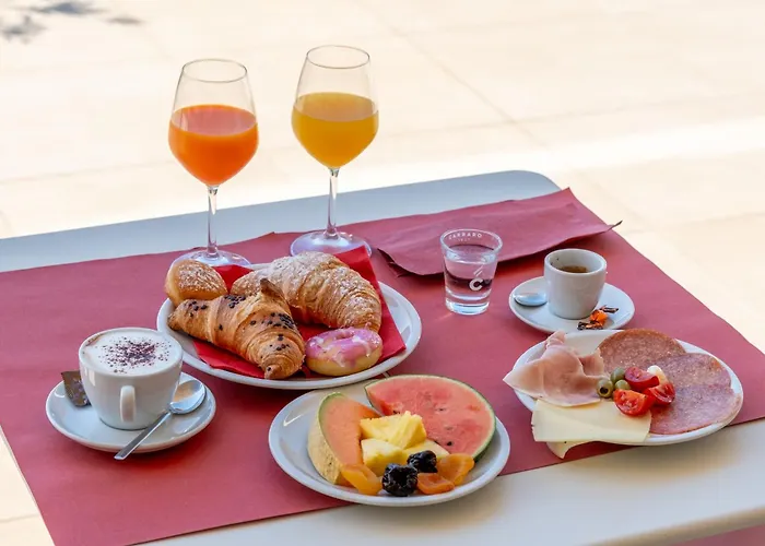 Panorama Aparthotel 3*